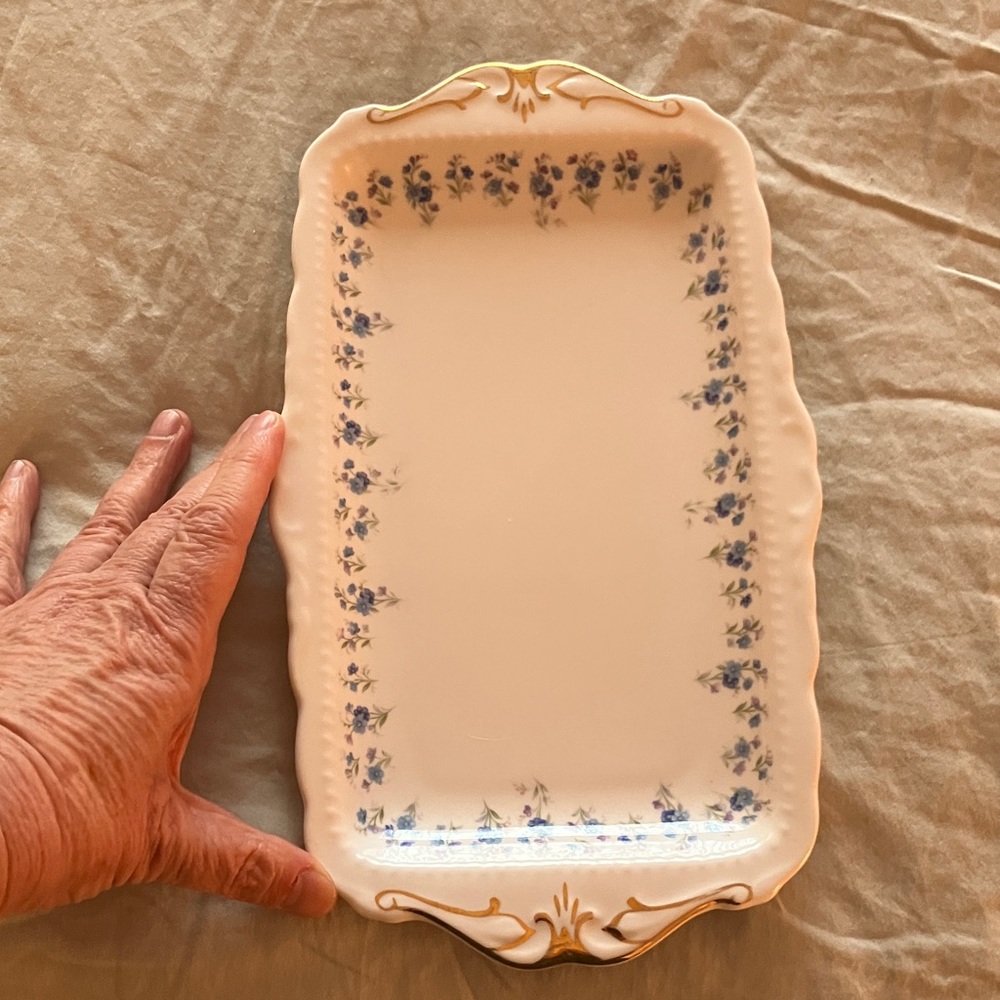 Royal Albert Cream Bone China tray - Picture 3 of 5